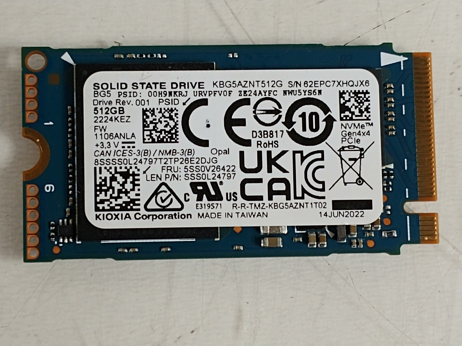 Kioxia BG5 KBG5AZNT512G 512 GB PCIe Gen4 42mm Solid State Drive