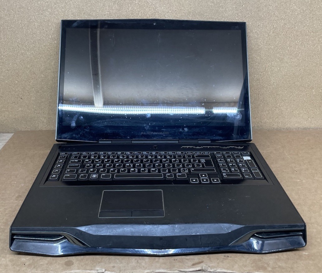 Alienware M17x R3, Intel Core i7-2670QM, 16GB RAM, 1.5TB HDD W10 *READ*