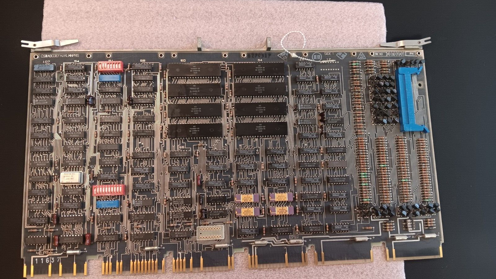 DEC DIGITAL VINTAGE M7814 DZ11 20MA DATA MUX (B20)