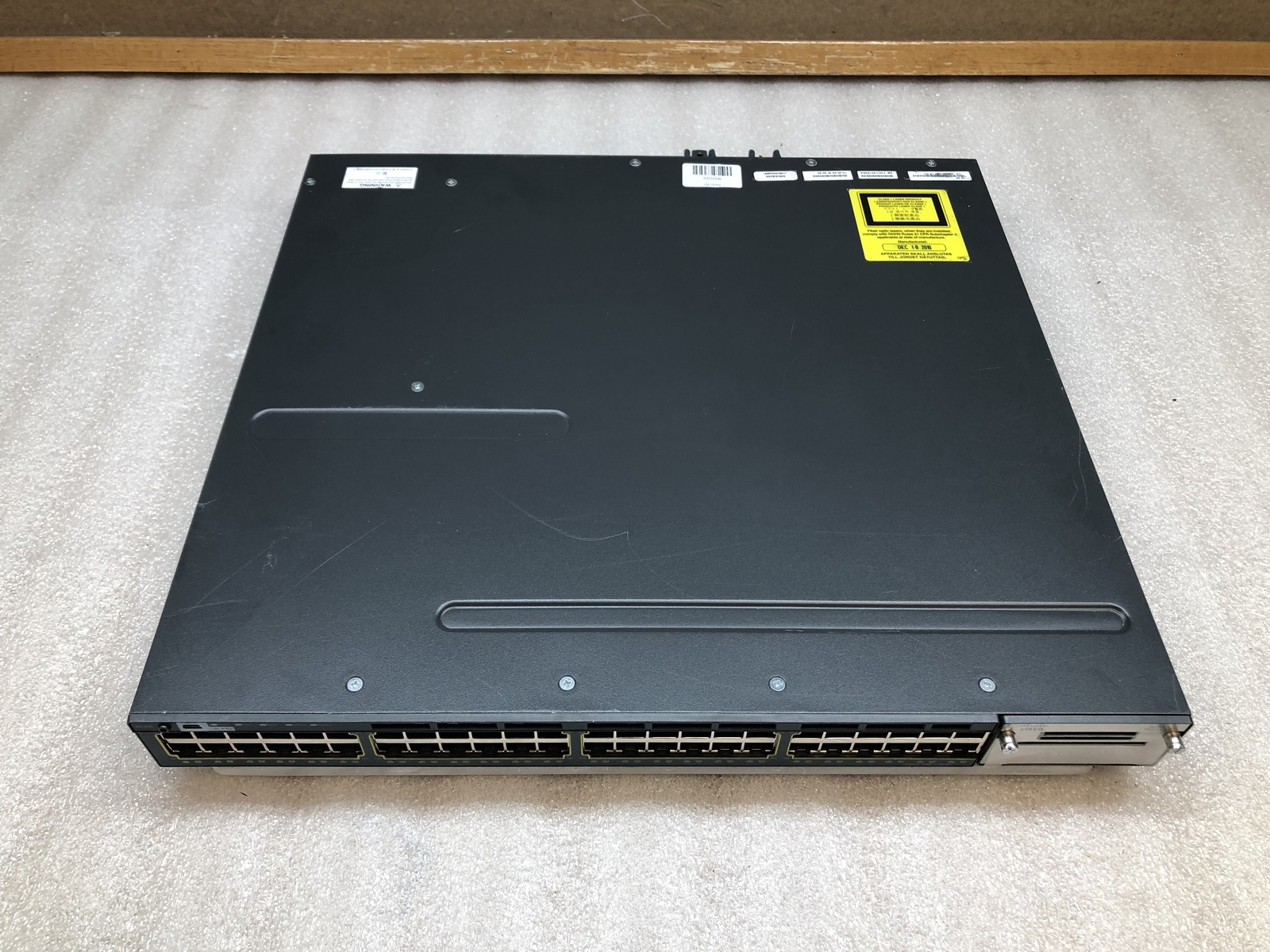 Cisco Catalyst WS-C3560X-48T-S 48-Port Gigabit Ethernet Network Switch