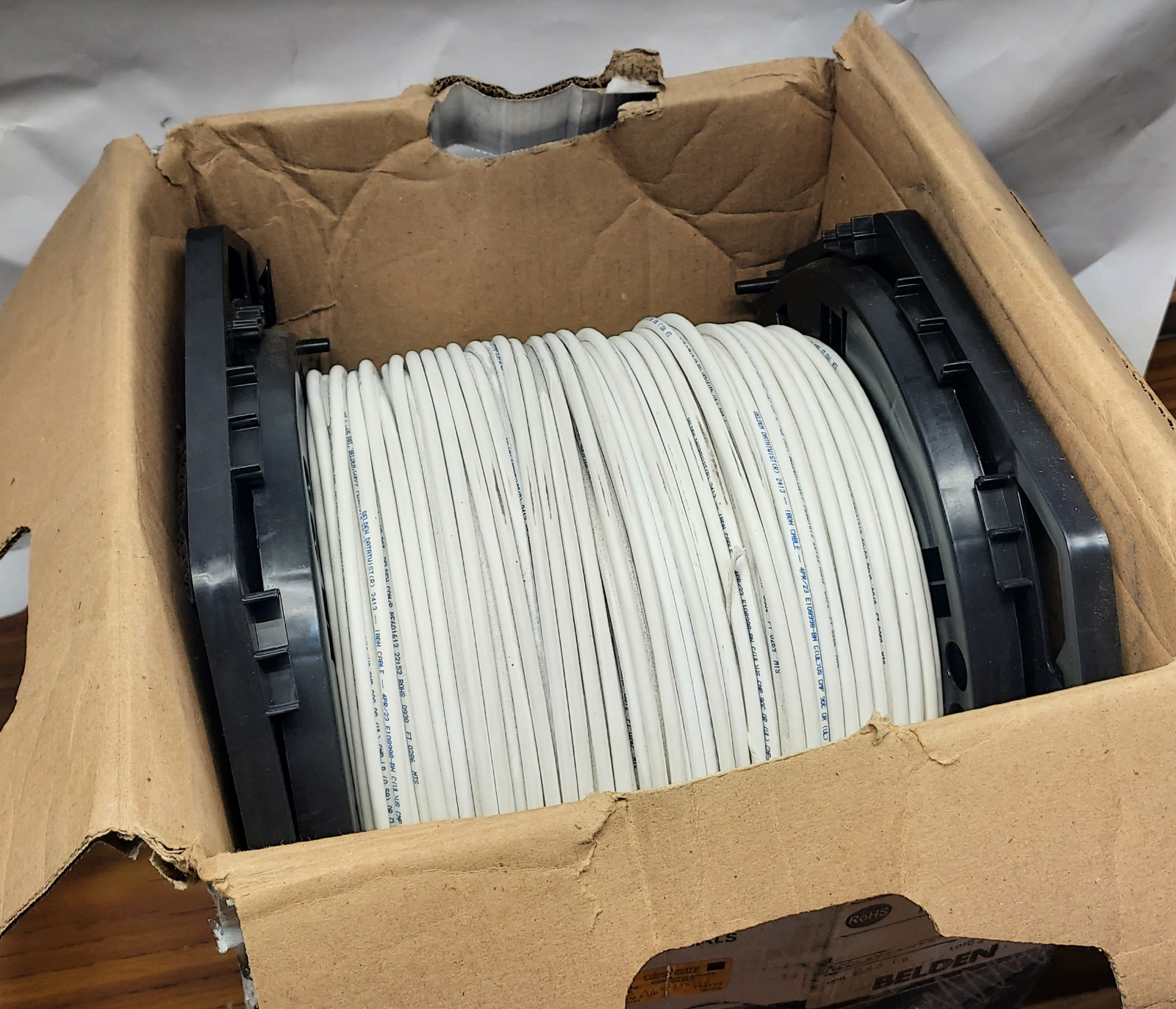 Belden 23-4 UTP-CMP SOL BC, Cat6 2413 White 1000 Feet