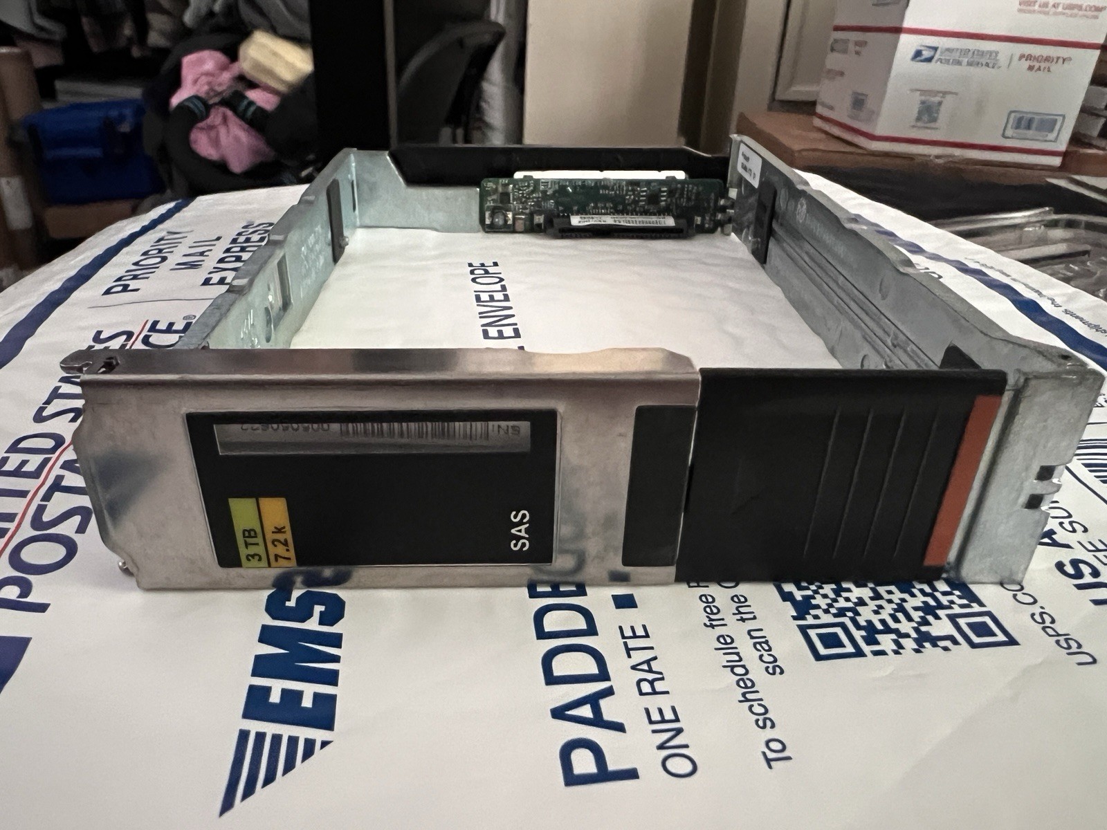 Lot Of 20 Dell EMC DS60 100-564-172 SAS 3.5” HDD Caddy 303-106-002D Interposer