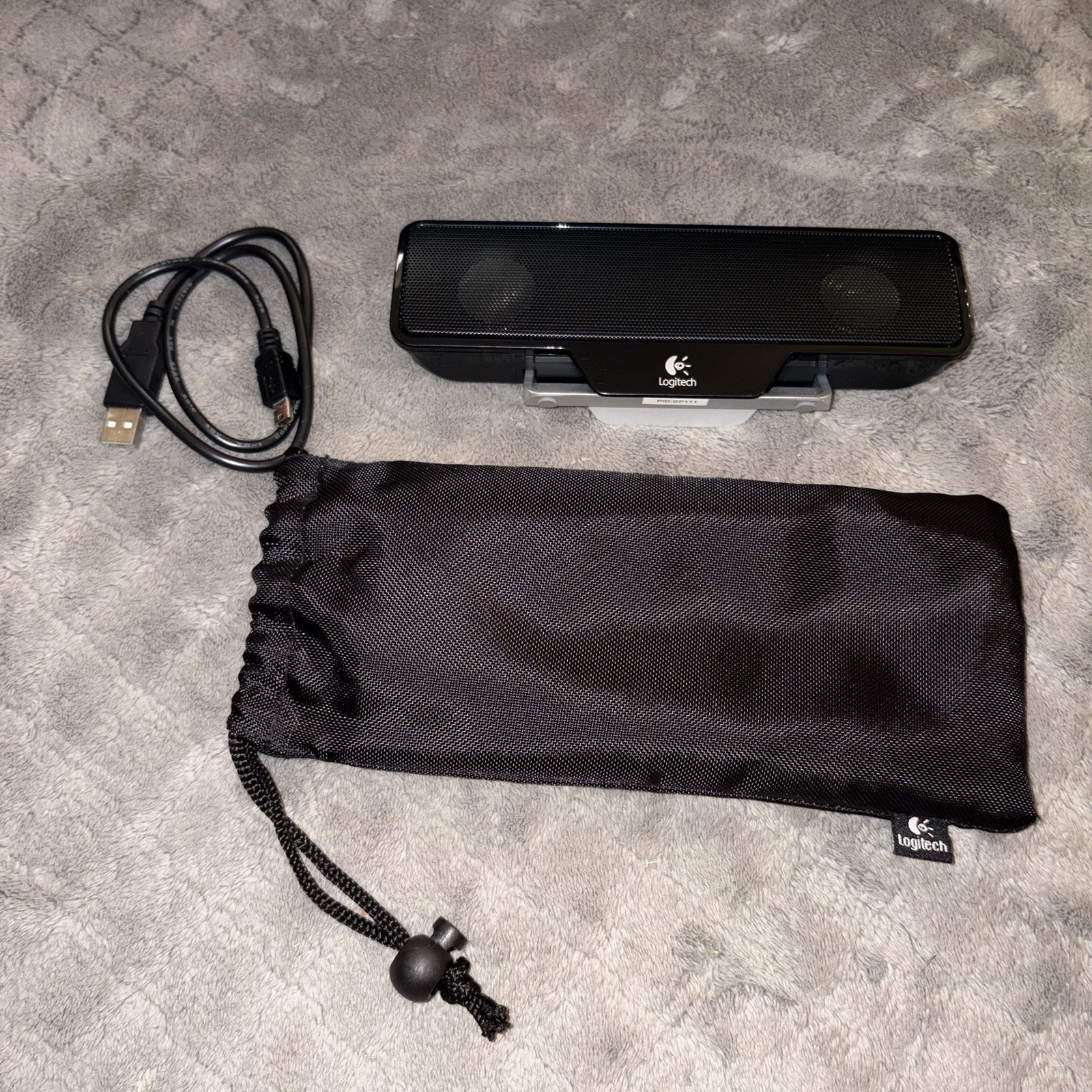 Logitech 2205 Z205 USB Laptop Stereo Speaker Black S 00094 Travel Bag Case AUX