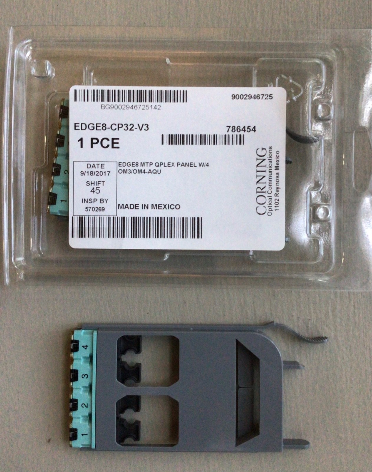 CORNING EDGE8-CP32-V3 NEW/SEALED, MTP Panel w/4 Aqua MM Adapters, 