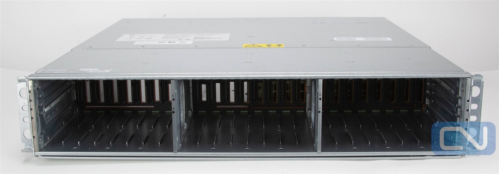 NetApp Class 5350 Model 0834 2U 24 Bay 2.5" PL2-25067-30B 585w PSU Barebones