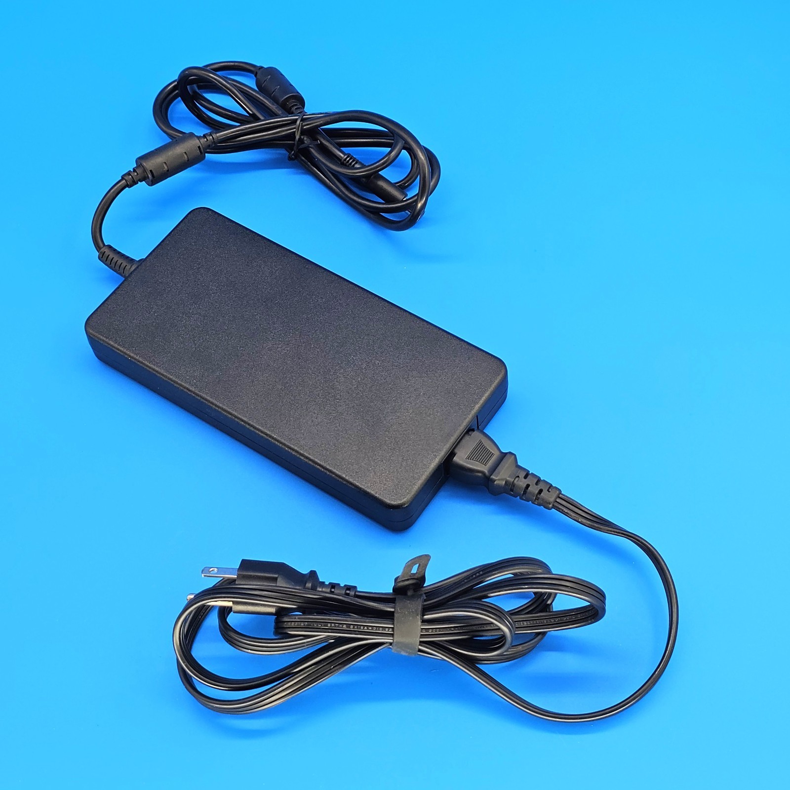 Dell 240W AC Adapter GA240PE1-00 - Genuine OEM, Tested (Alienware/Precision)