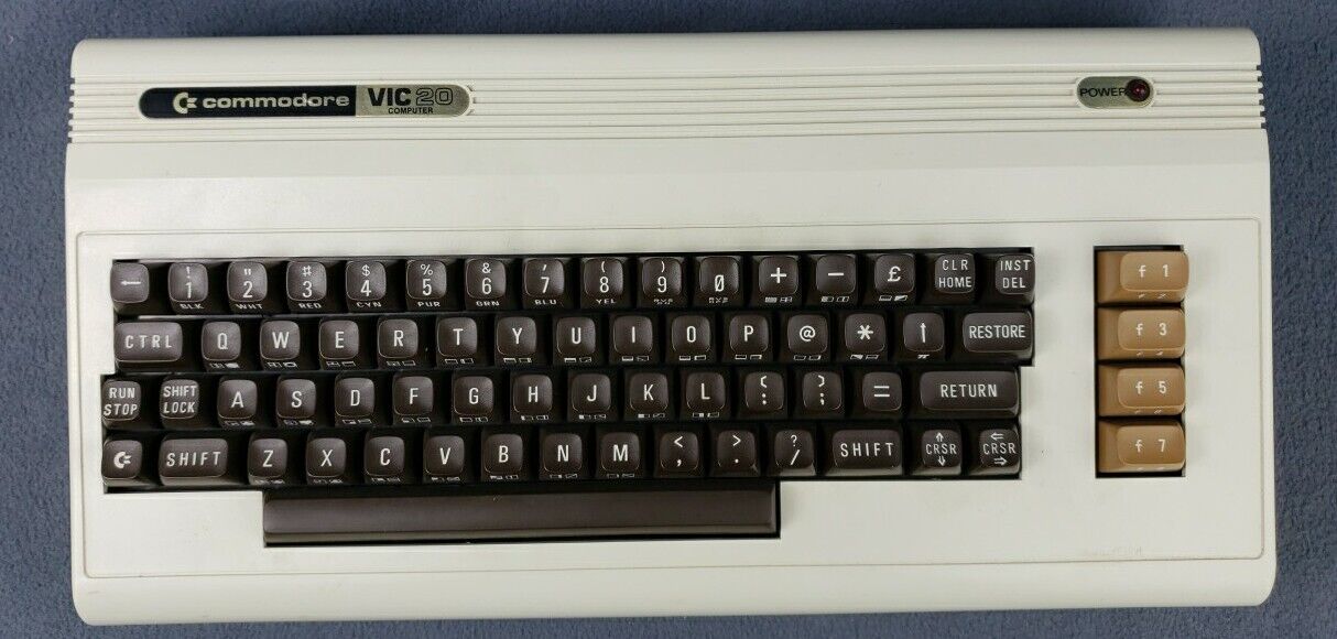 Vintage Commodore VIC 20 Computer For Parts Or Repair Read