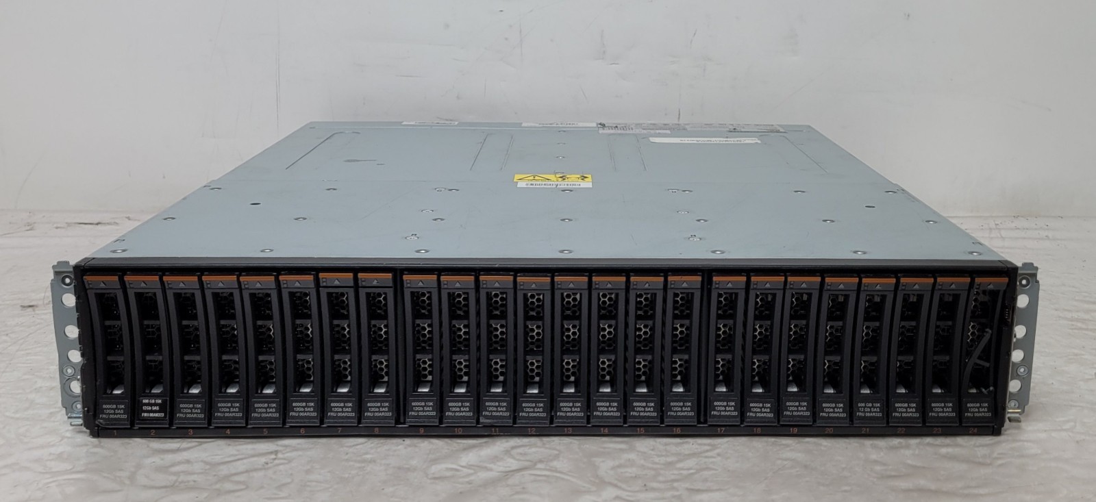 IBM Storwize V7000 2076-24F - 2.5in 24 Drive SAS Storage Array No HDDs **READ**
