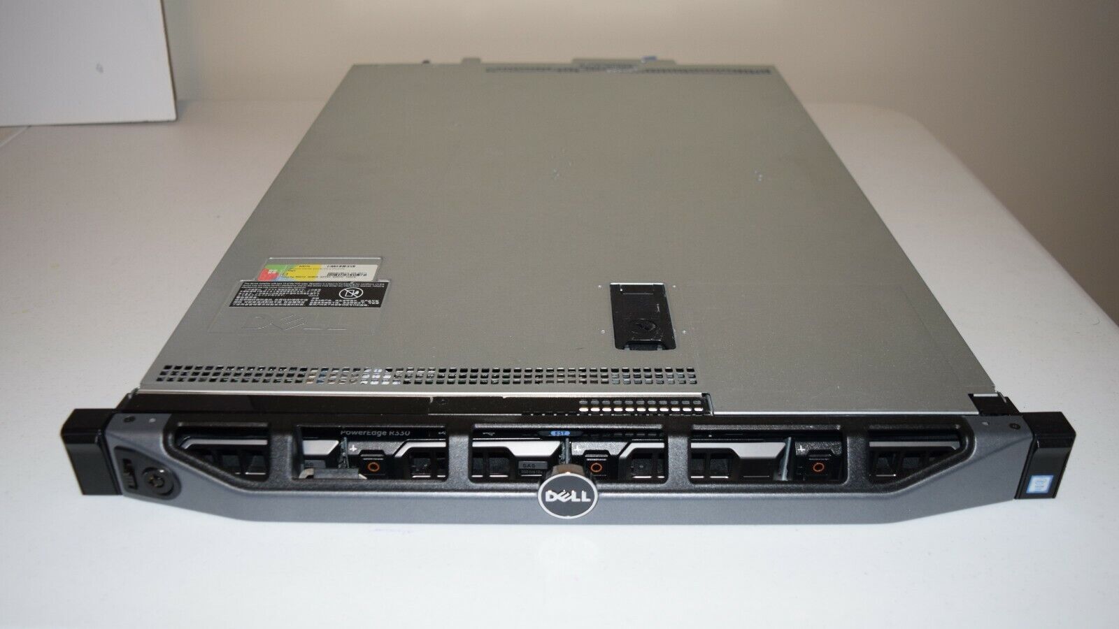 Dell PowerEdge R330 Server Intel Xeon E3-1230 v5, PERC H330, 32GB RAM 