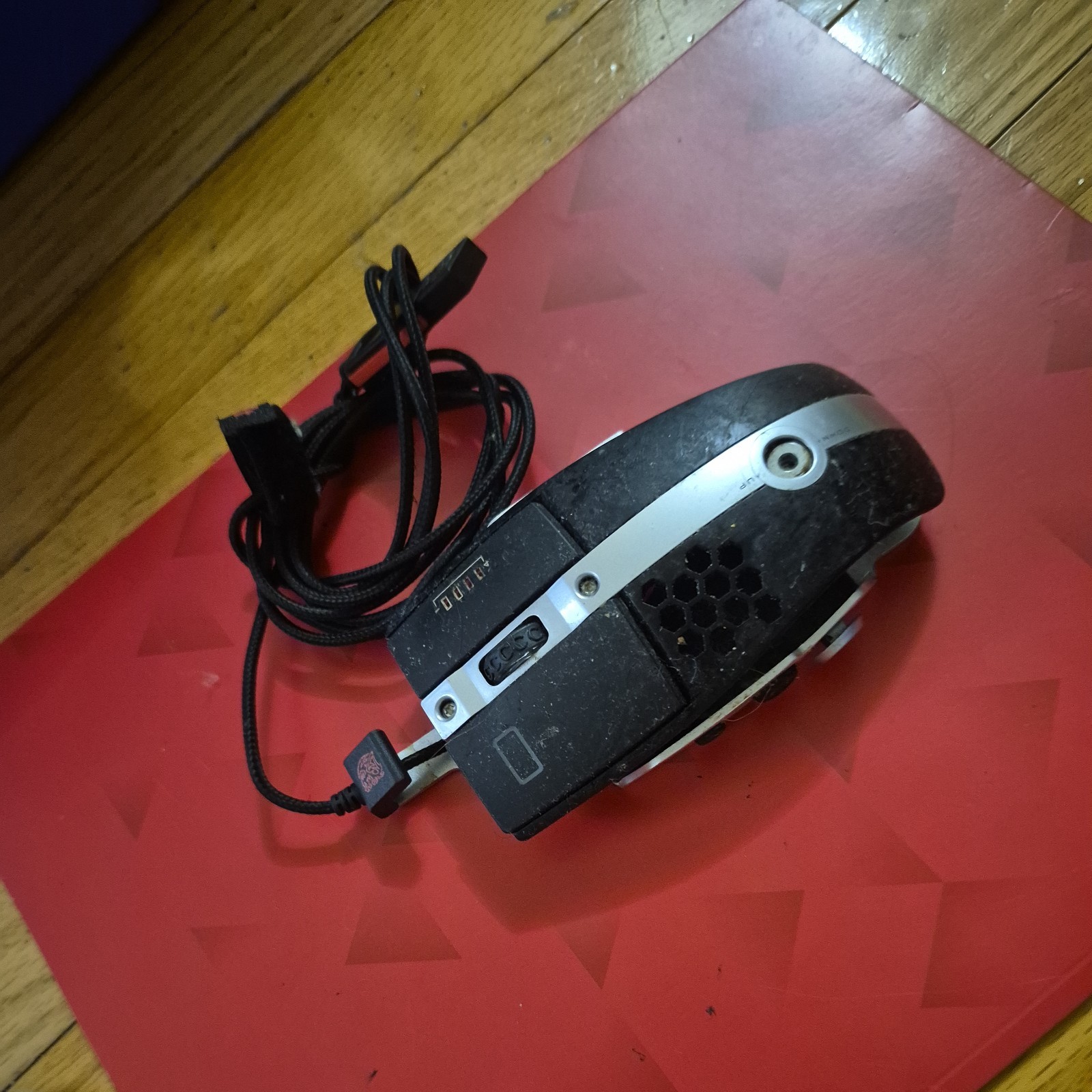 Tt Esports Level 10m Gaming Mouse  Estate Find Untested BMW Inspired