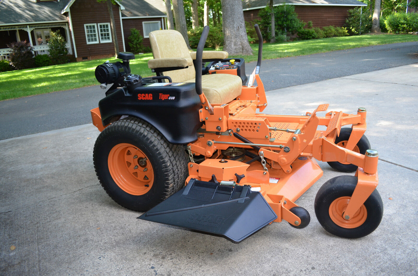 SCAG Tiger Cub, Zero Turn Mower, Only 137 hours