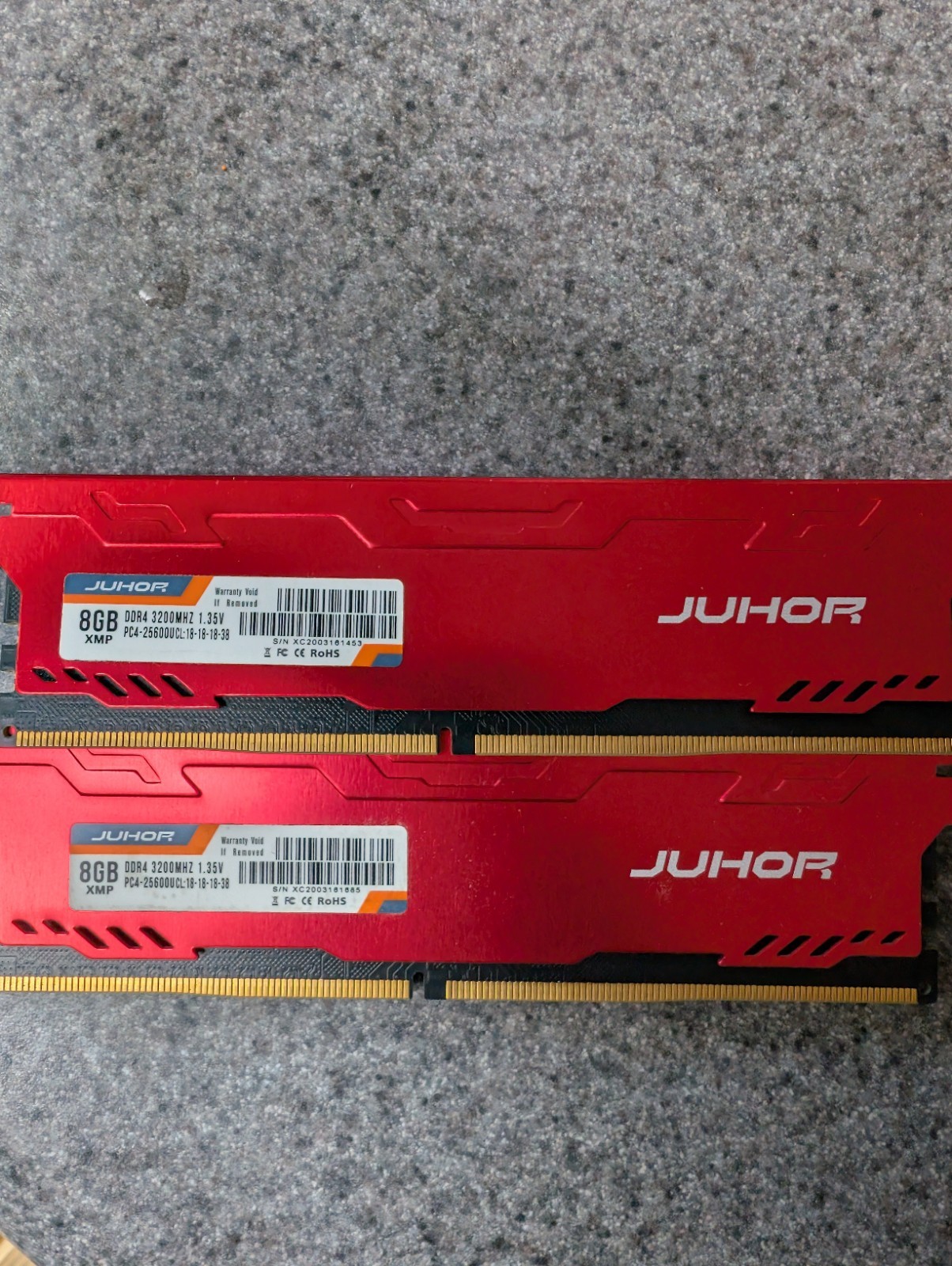JUHOR DDR4 SDRAM 16GB (2x8GB) DDR4-3200 PC4-25600 DIMM XMP Red