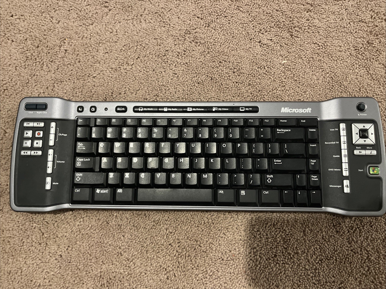 Microsoft Remote Keyboard For Windows XP Media Center Edition, Model 1044