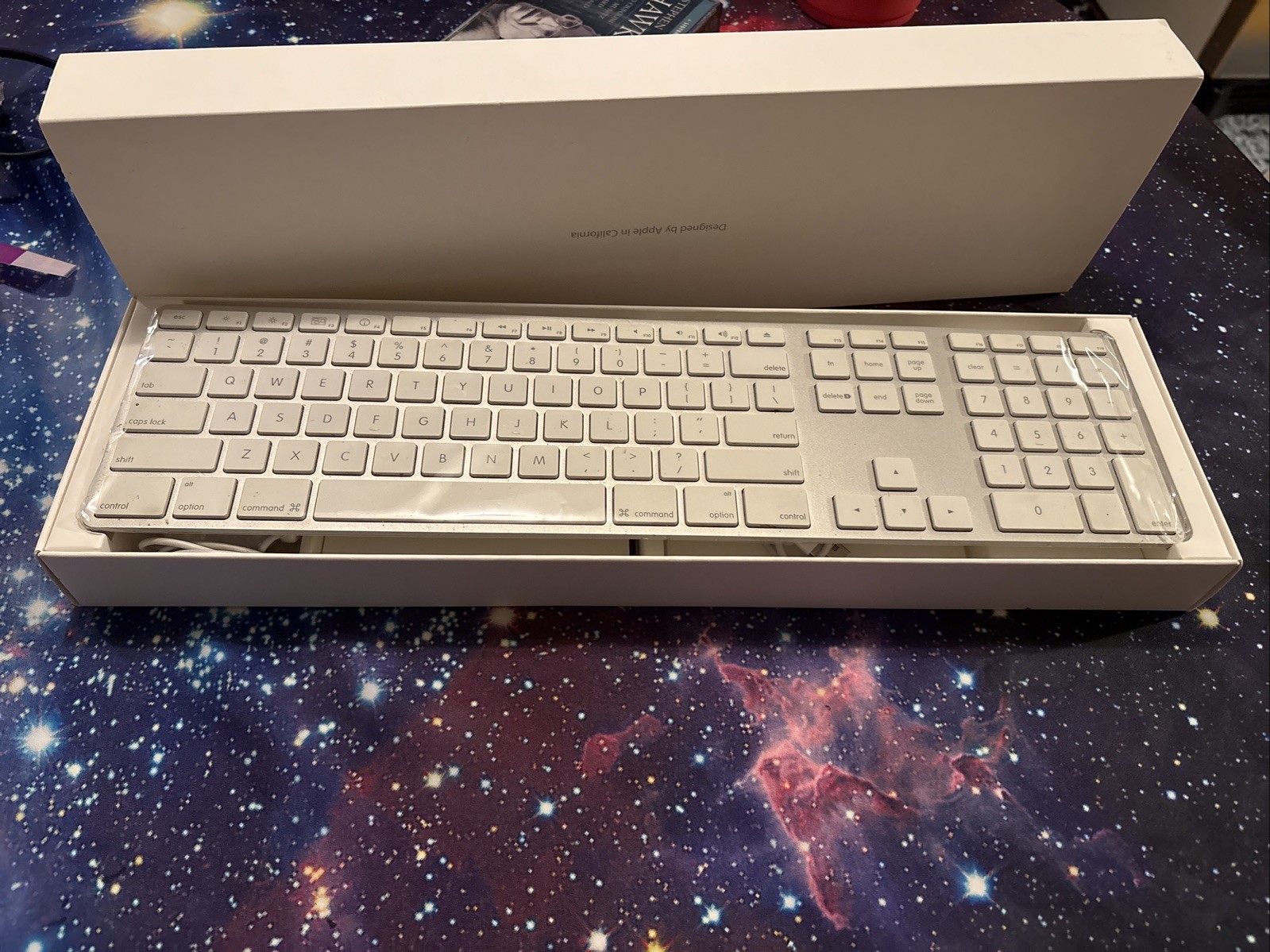 Vintage Apple iMac Keyboard Mighty Mouse A1152 Remote CDs Manuals Opened Box