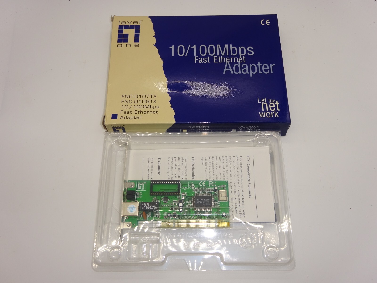 LEVEL ONE FNC-0109TX 10/100Mbps FAST ETHERNET ADAPTER IN ORIGINAL BOX #M2434