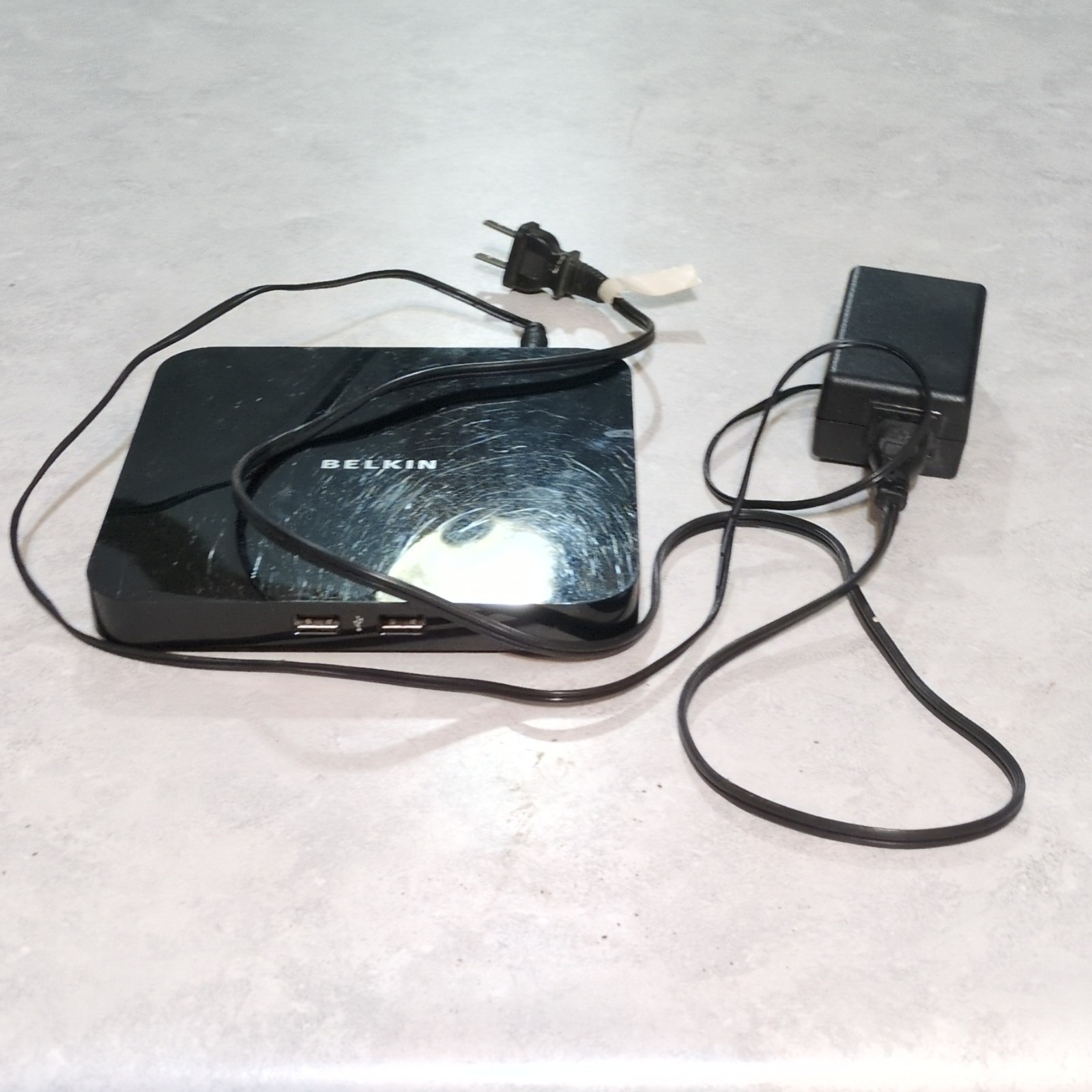 Belkin F5L009 Ver.2 Powered Network USB Hub, 1:4 Splitter, USB & Ethernet, Black