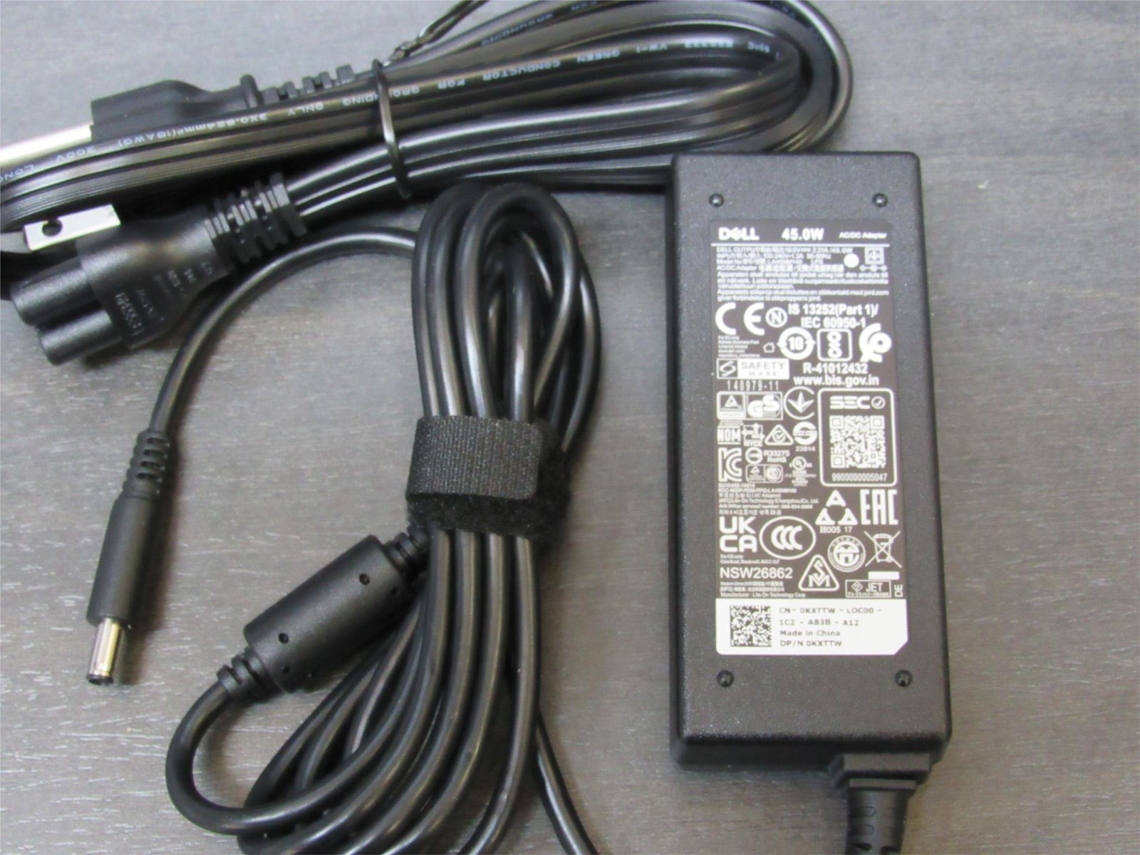 10X OEM Dell XPS 45 Watt  Power Adapters LA45NM140  Bulk Lot Chargers