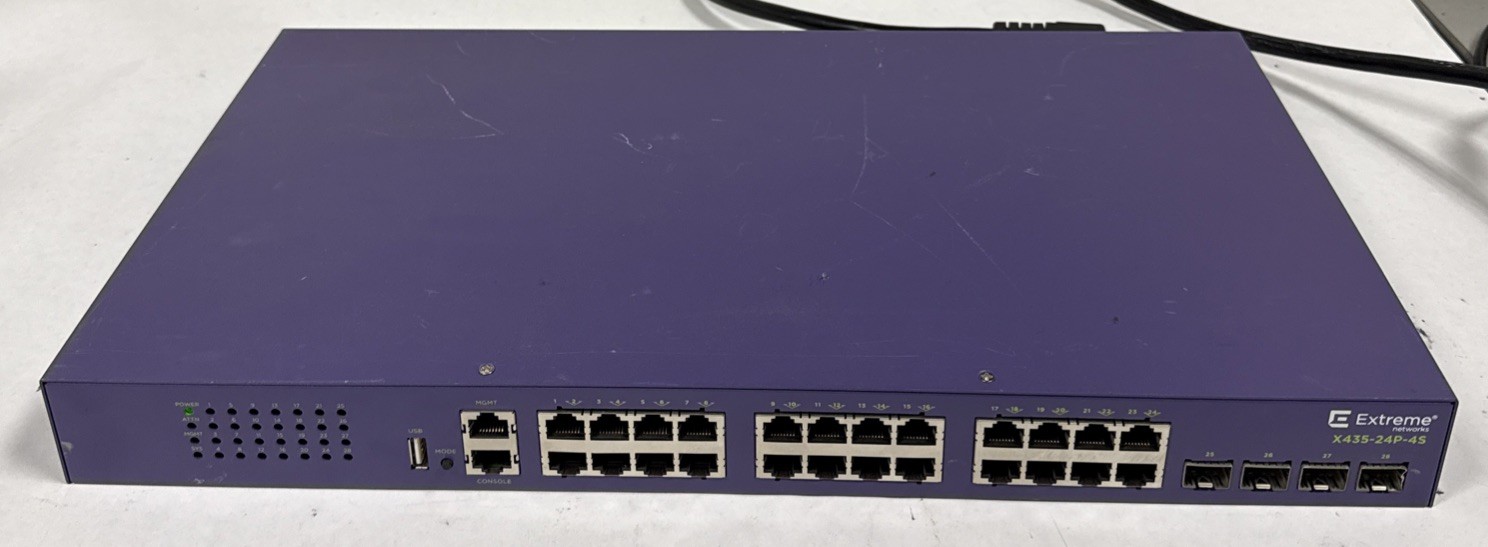 Extreme Networks X435-24P-4S Gigabit Switch 24-Ports, 4-Port SFP, PoE