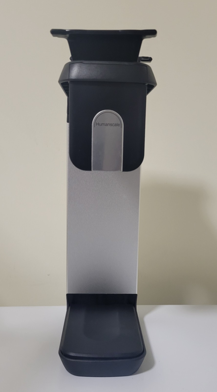 NEW/SEALED - Humanscale CPU600W CPU Holder - 2 Pack - Black/Brushed Aluminum