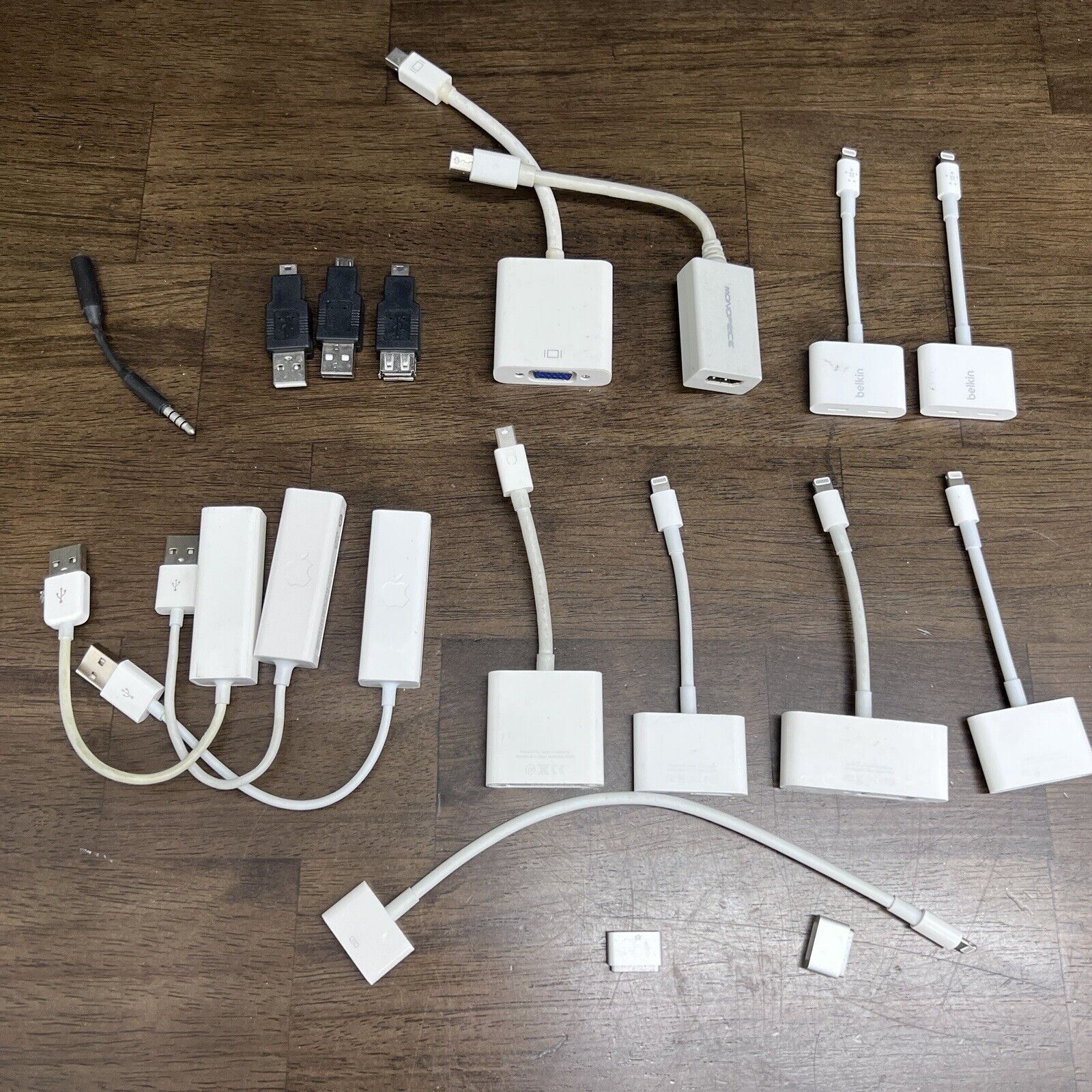 Lot of 18 PCs OEM and non-OEM apple chargers cords connectors