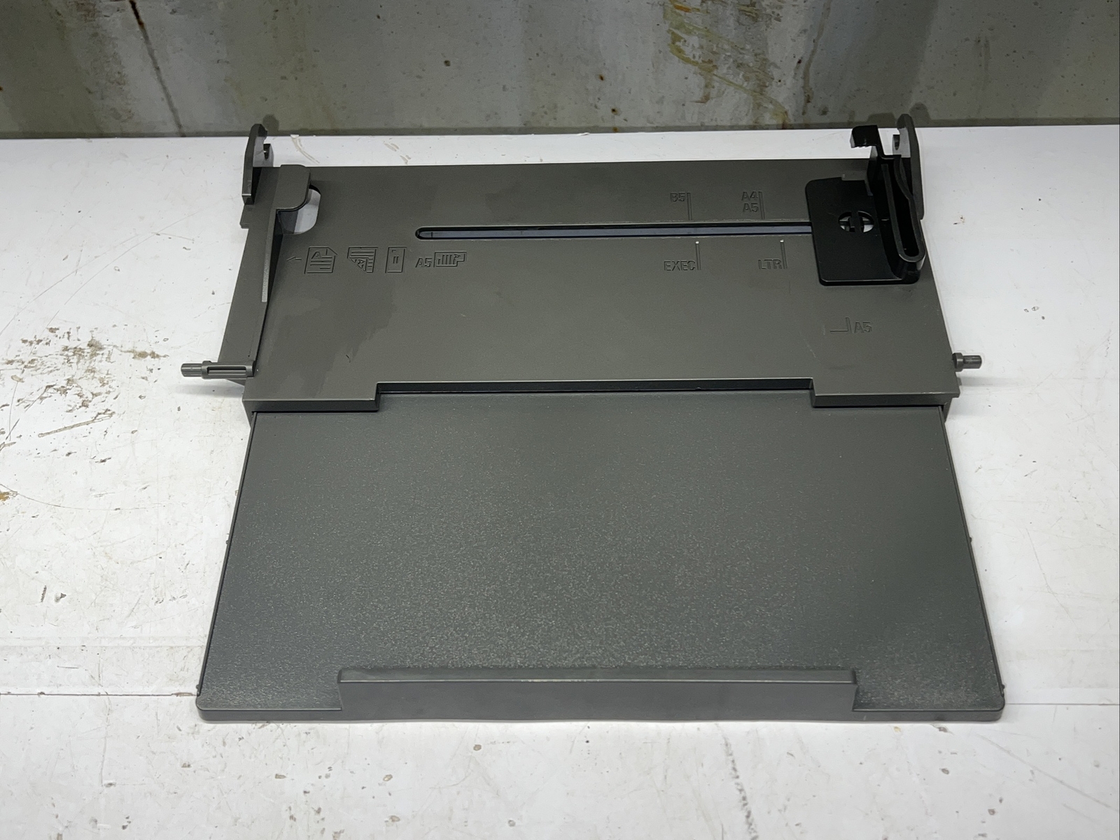 40X7725 - Lexmark MS810 Series Multipurpose Feeder