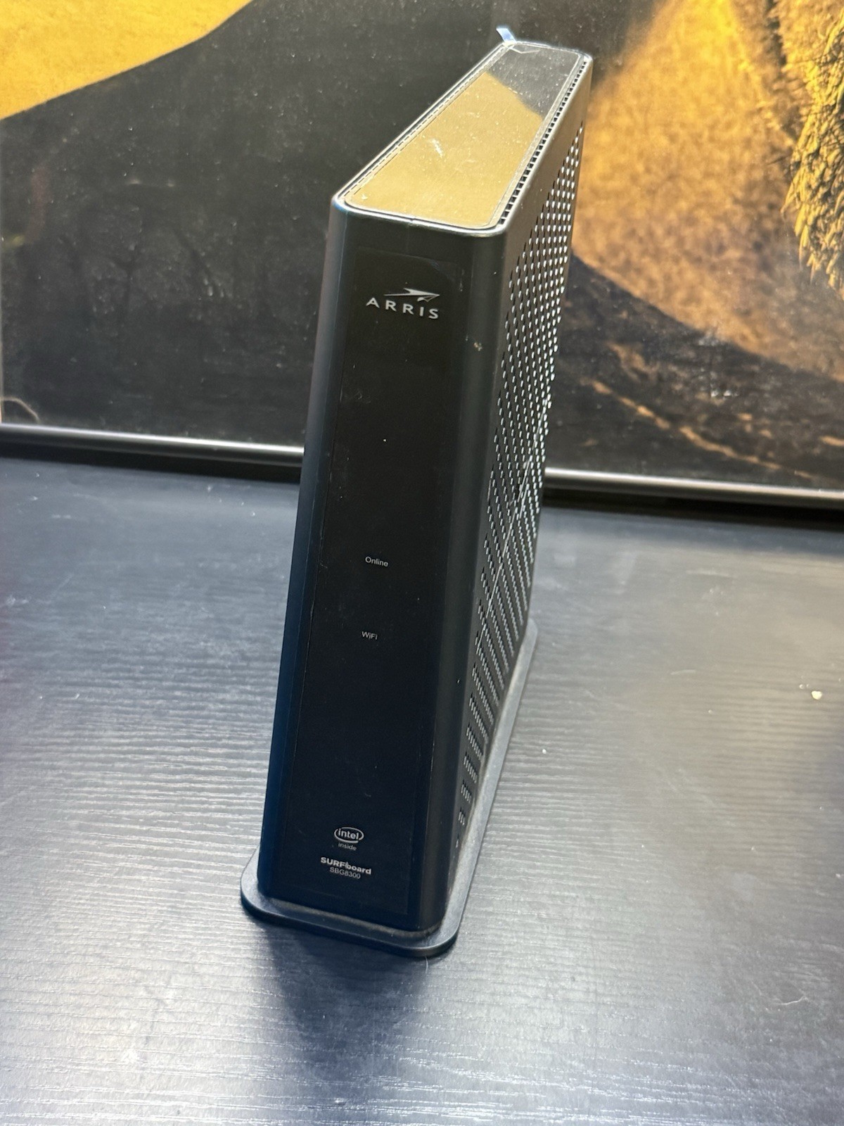 ARRIS SURFboard SBG8300 DOCSIS 3.1 Cable Modem WiFi Router AC2350