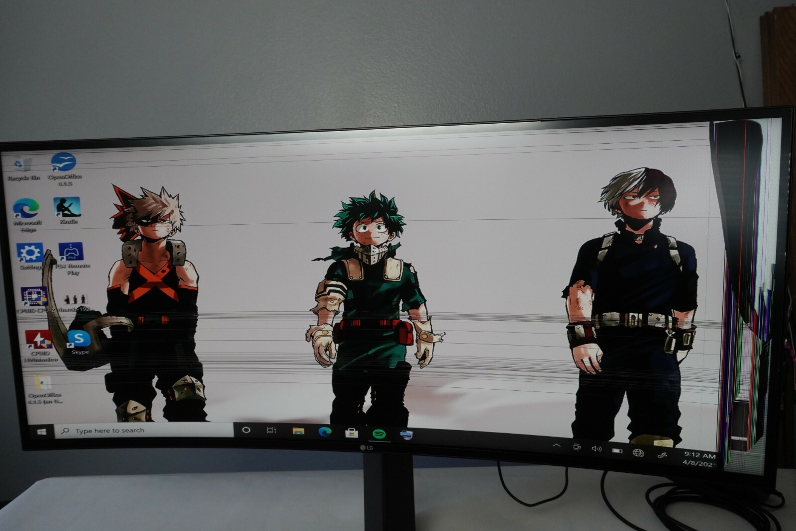 LG 34" Curved QHD 3440x1440 21:9 Monitor - 34GN850-B- BROKEN- Cracked Screen