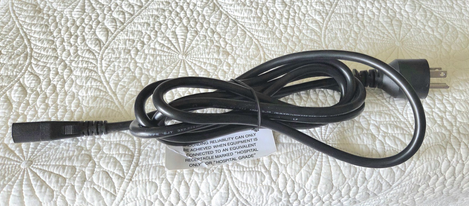 Volex 3-Prong Power Cable LL110850 Type SJT 18 AWG 300V FT2  Hospital Grade 8 Ft