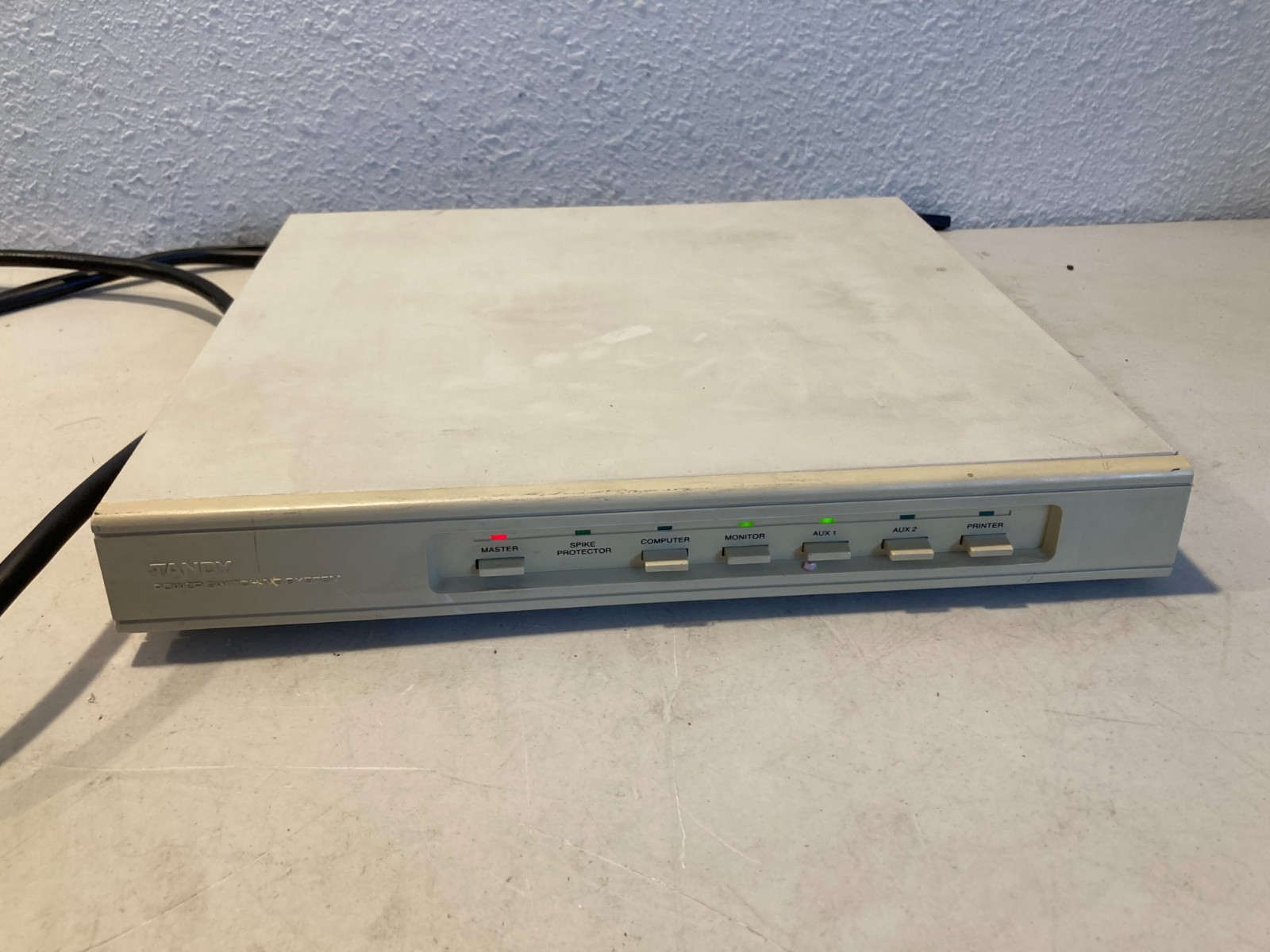 Vintage Tandy POWER SWITCHING SYSTEM Model No. 26-203a with Rotating Base