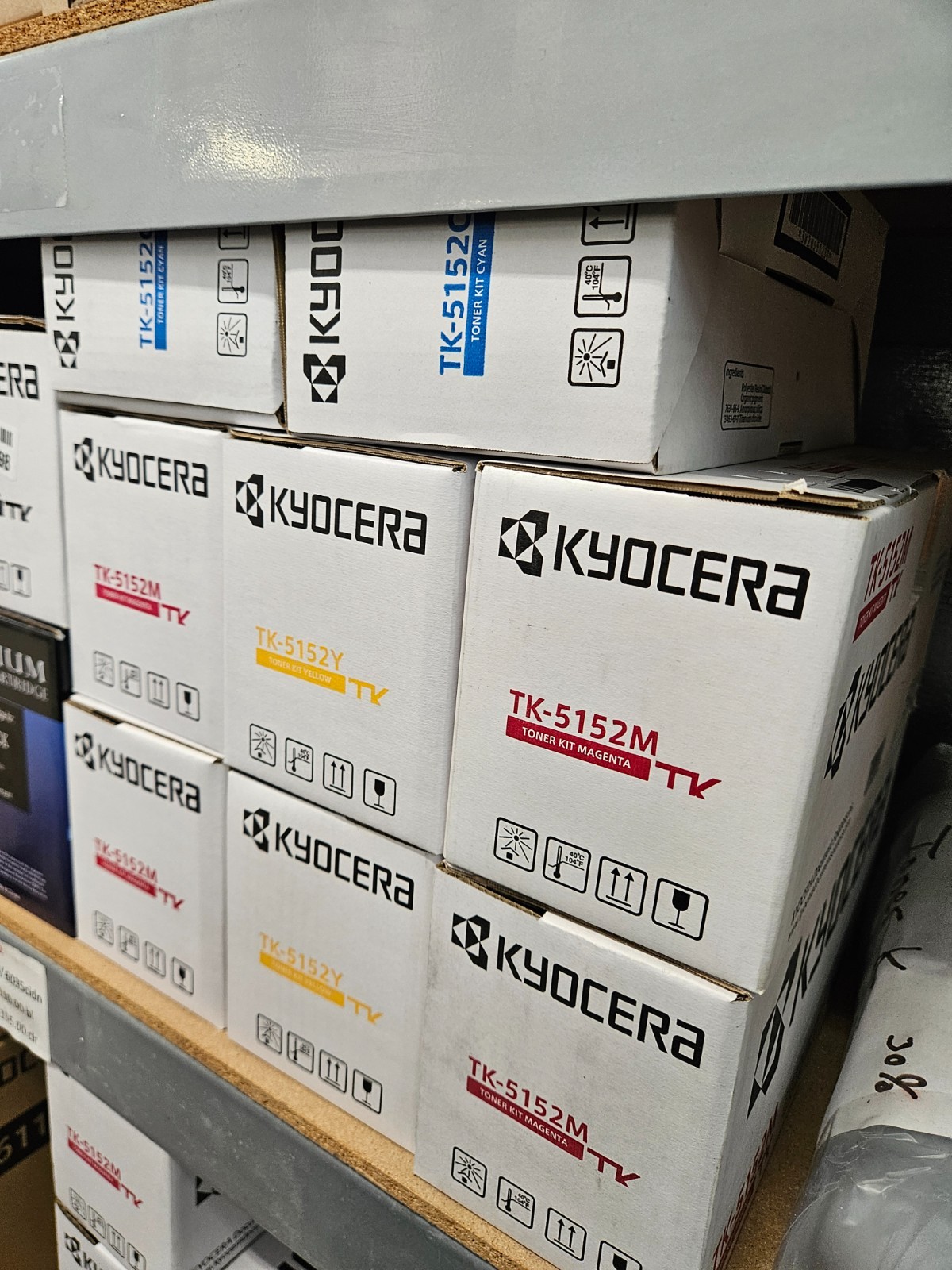 Kyocera TK-5152M Toner Kit Magenta Cartridge OEM NEW Sealed TK5152M