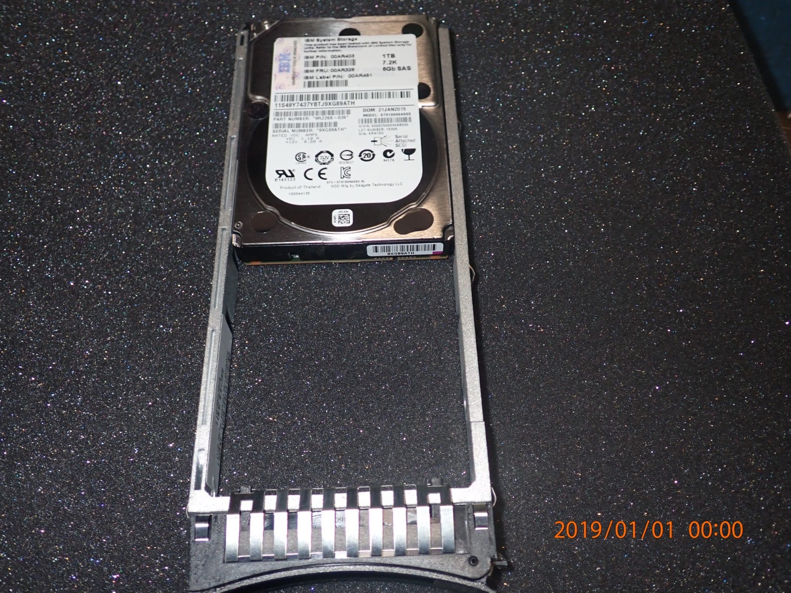 IBM 00AR328 1TB 2.5" 7.2K RPM 6Gb NL SAS ST91000640SS HDD Internal Hard Drive