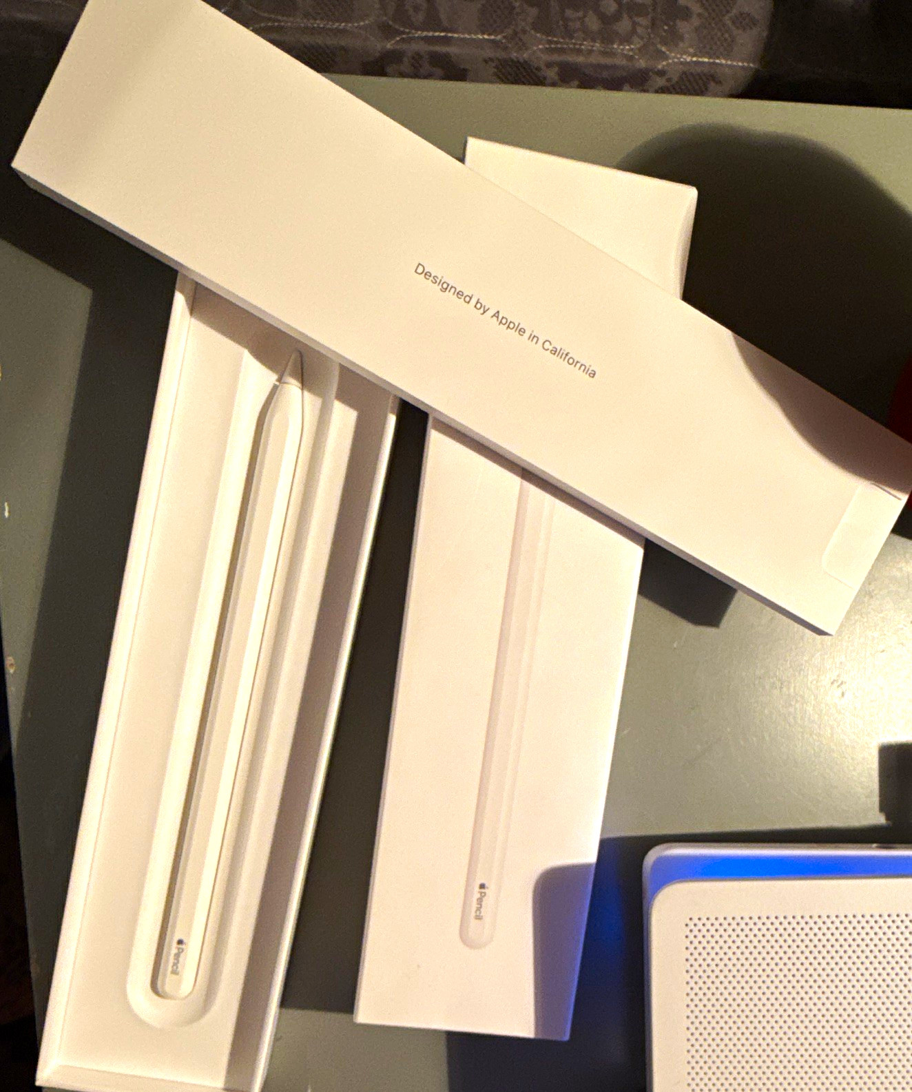 Apple Pencil 2nd generation open box(only used once) brand new condition