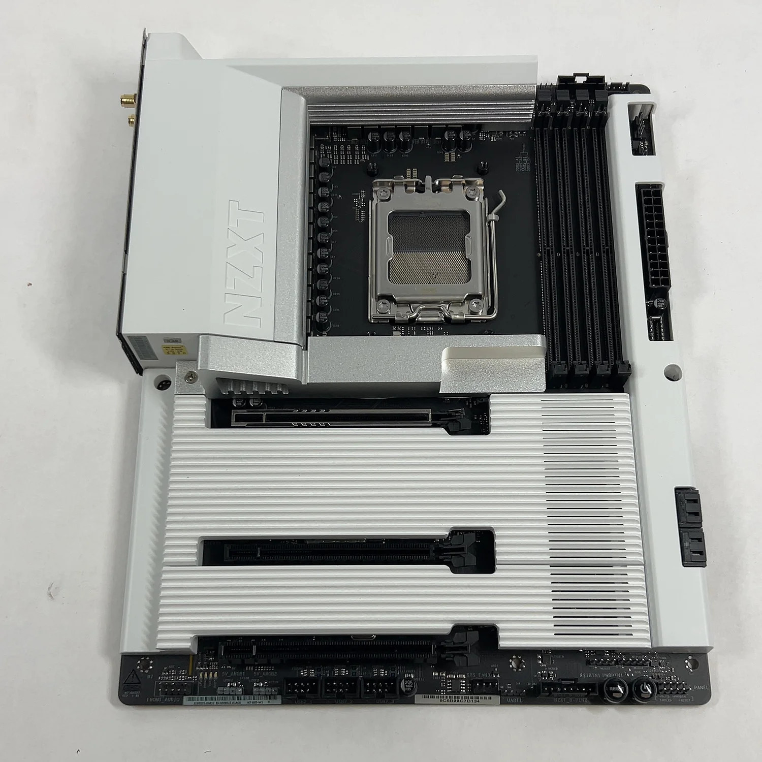 NZXT N7 B850 AM5 ATX AMD DDR5 Motherboard
