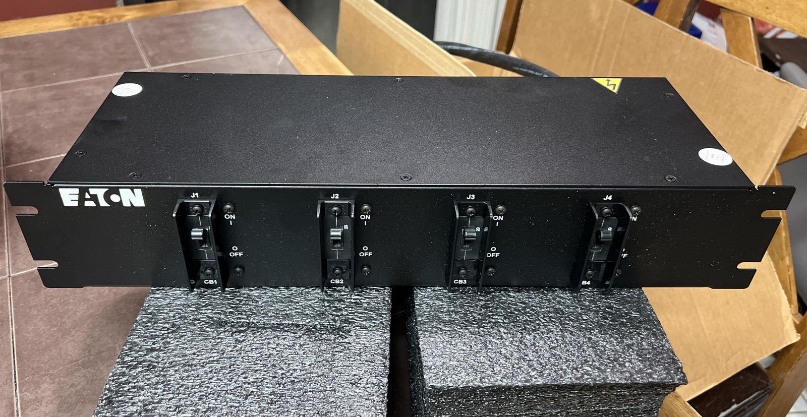 Eaton PW105BA2U420 Basic ePDU PC5373 BRAND NEW