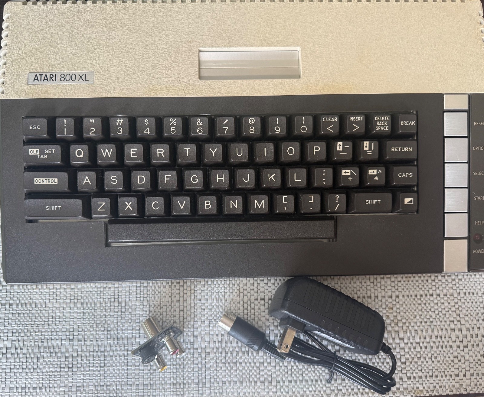 Atari 800XL Restored with Box NTSC SALT Tested