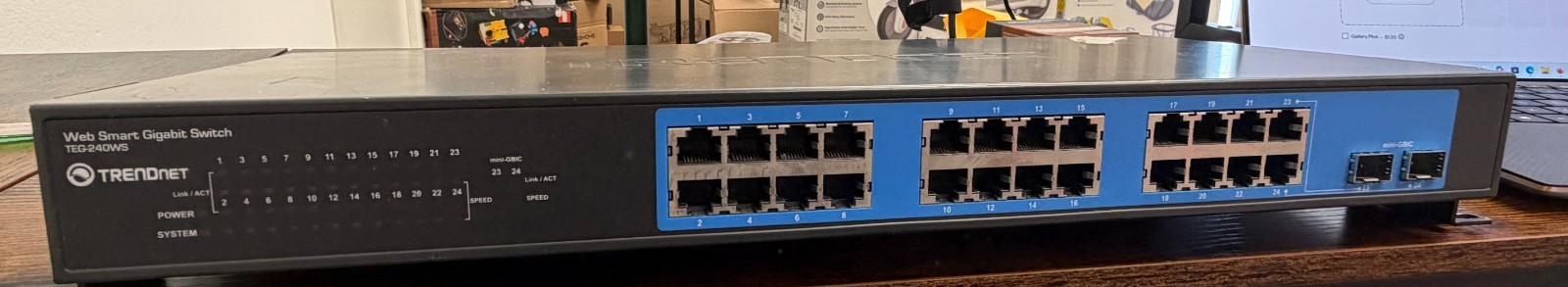 TRENDnet  TEG (TEG-240WS) 24-Ports External Ethernet Switch