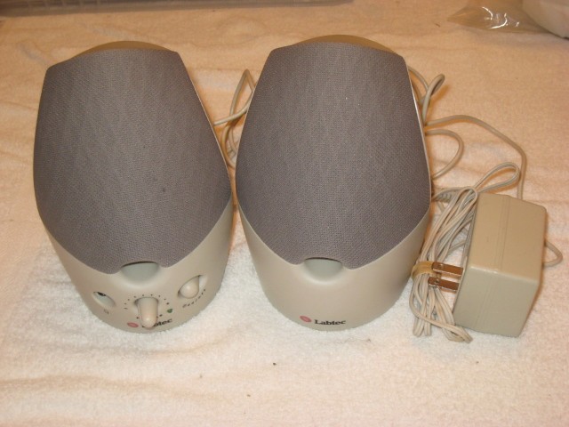 PAIR OF LABTEC LCS-1050 SPEAKERS