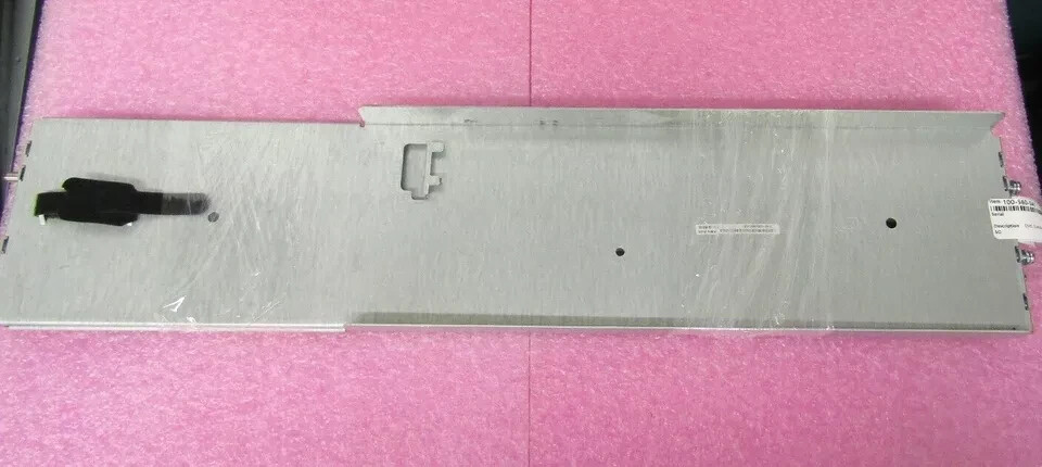 100-560-541 EMC 4P-DAE Array 4-Port Rack Mount Stationary Rail Kit