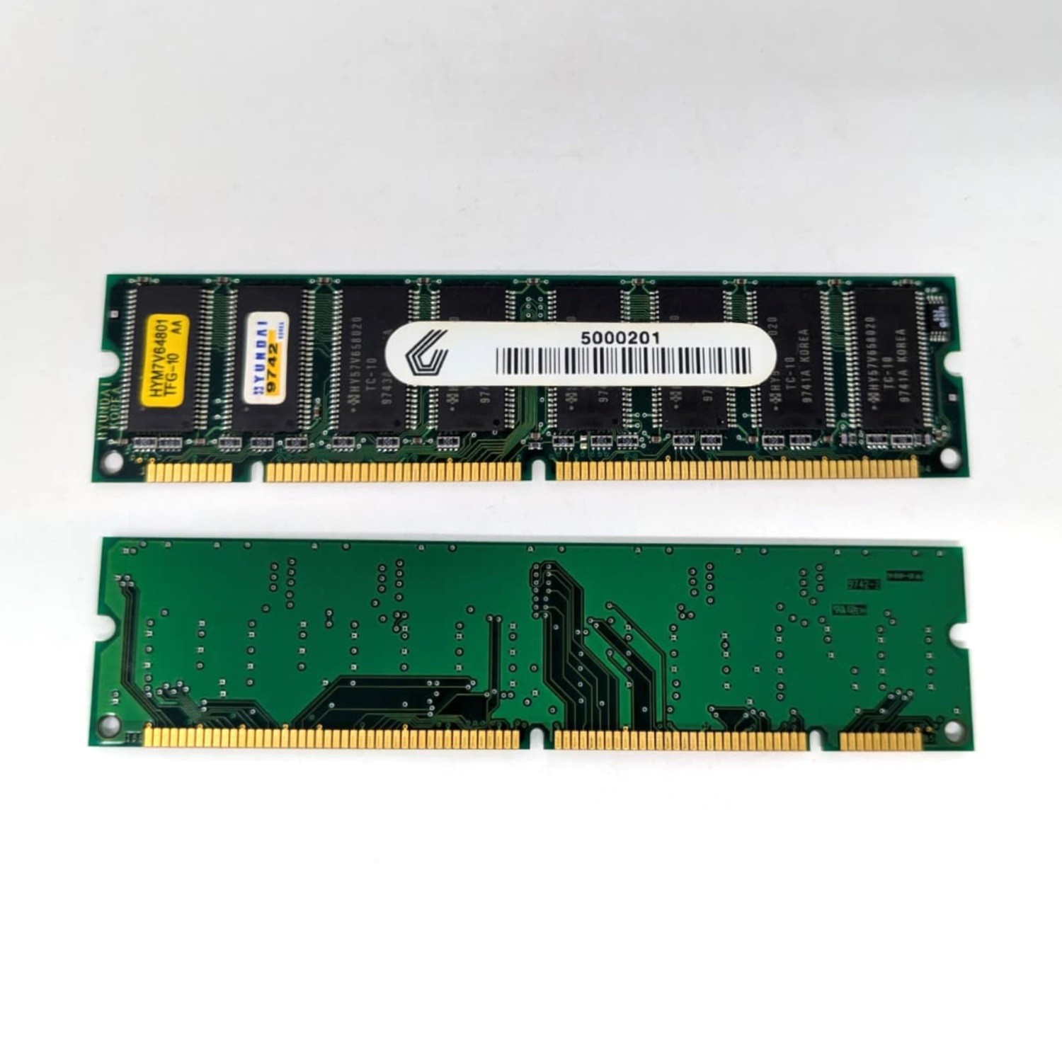 Hyundai 64MB HYM7V64801TFG-10 PC100 Non ECC 168-Pin SDRAM Desktop RAM