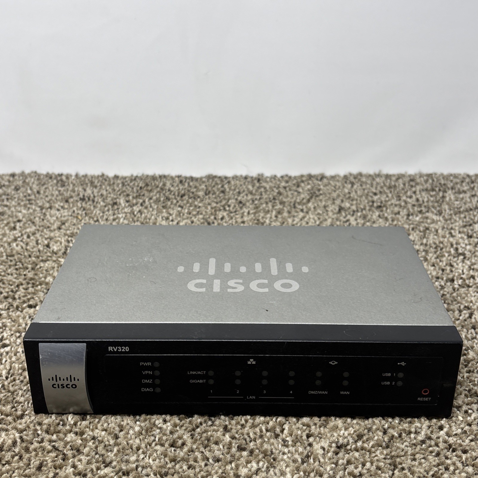 Cisco RV320 Dual Gigabit WAN VPN Router ONLY - UNTESTED