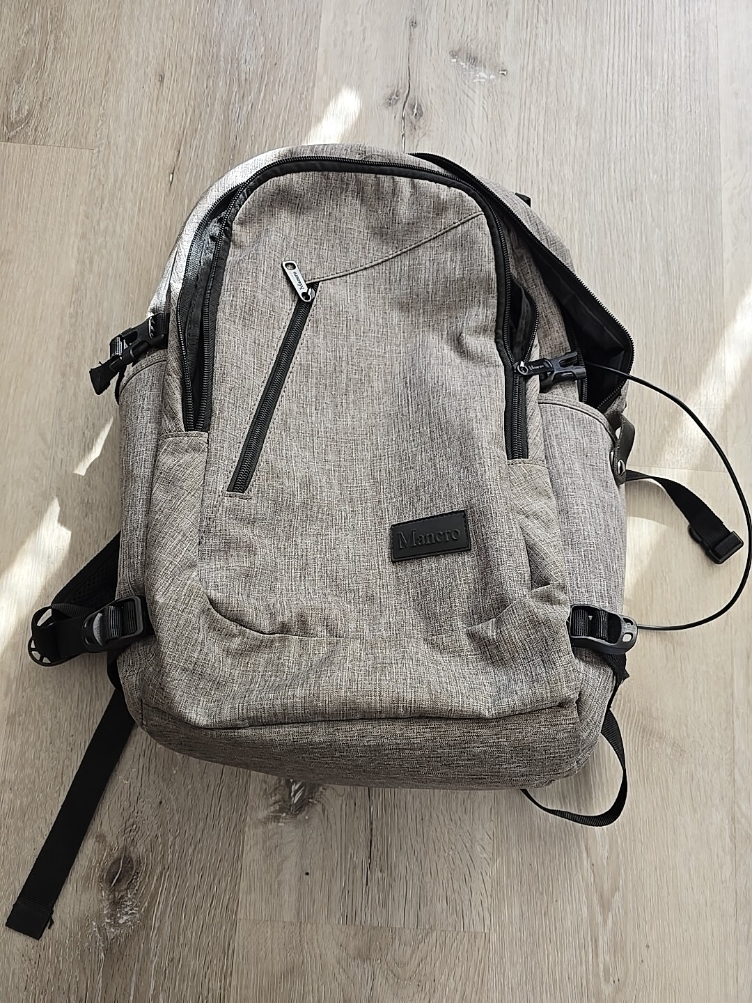 MANCRO Business Water Resistant Polyester Laptop Backpack with USB Charging Port