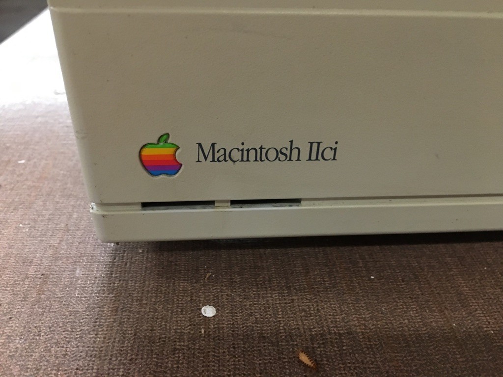 Macintosh IIci Case Only (#22) - see photos