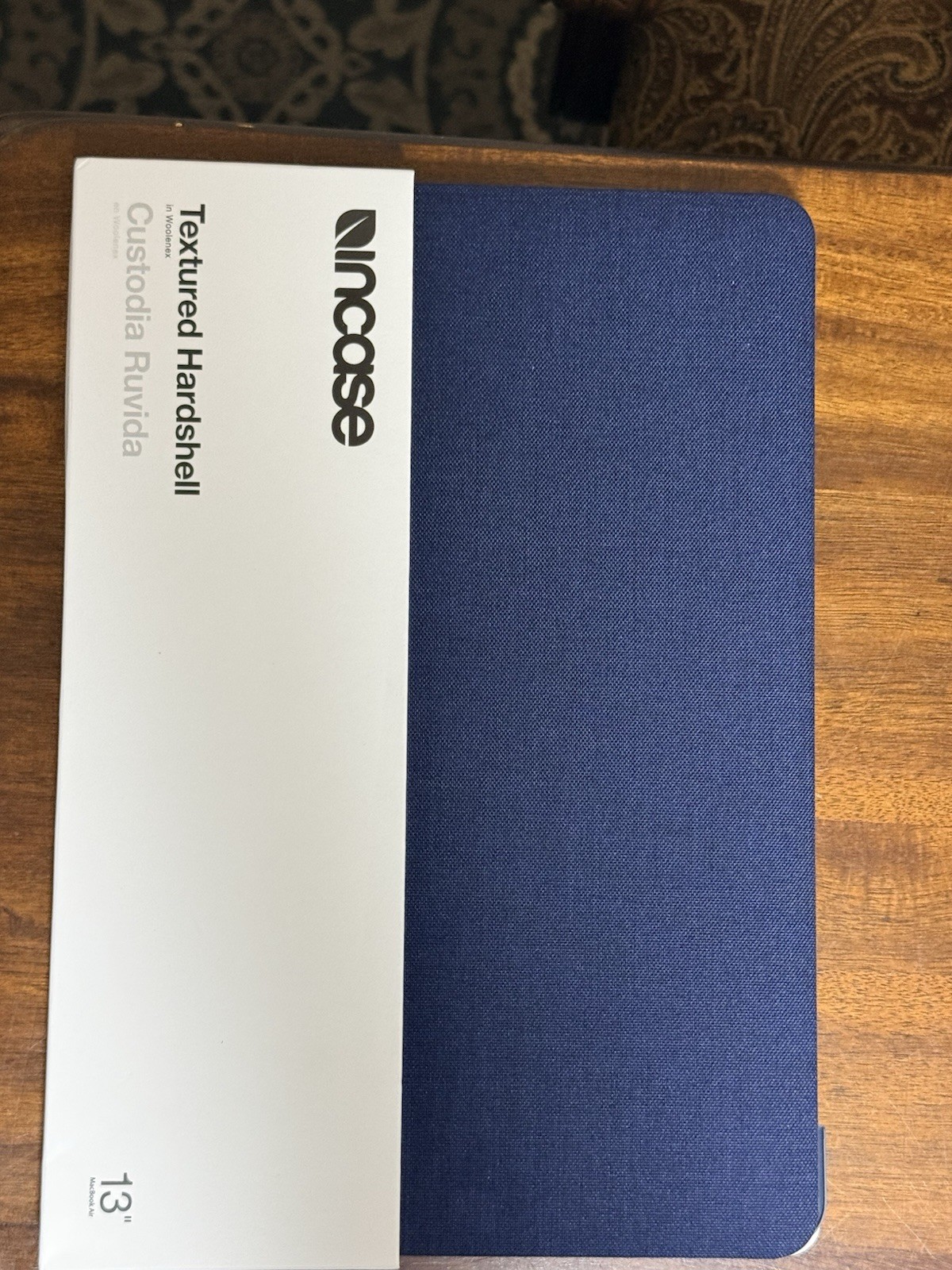 Incase Navy Textured Hardshell in Woolenex 13" MacBook Pro Thunderbolt 3