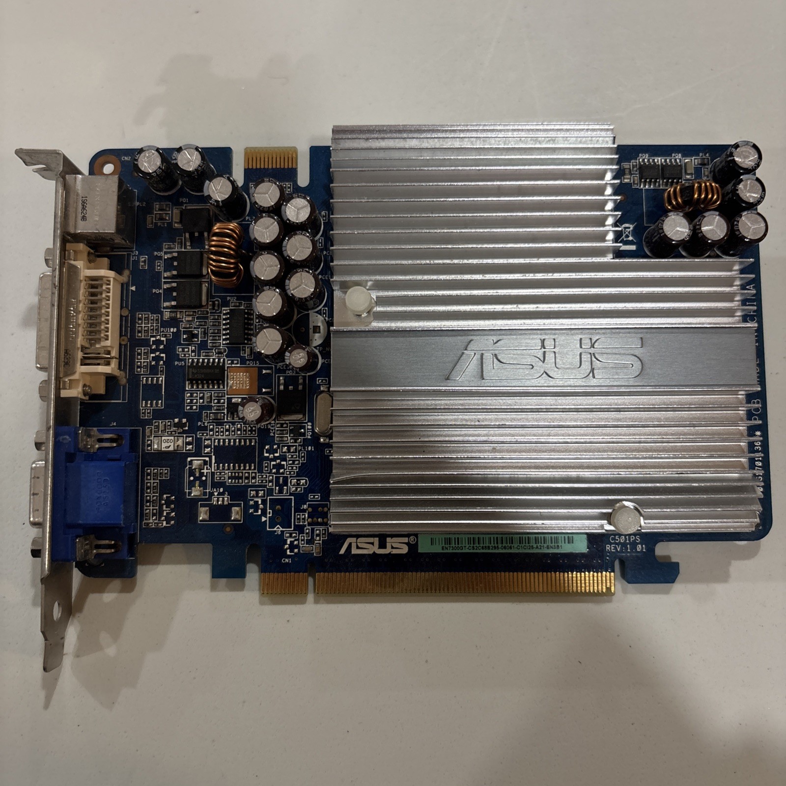 ASUS Graphics Card - EN7300GT/Silent/HTD/256M/A - Not Tested See Description