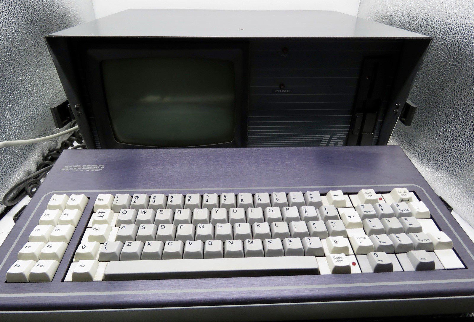 Vintage KAYPRO 768K RAM Luggage Computer -  Tested Working