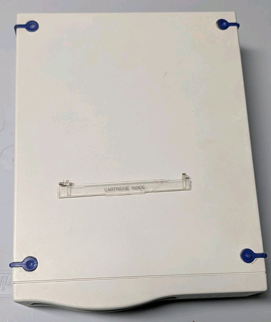 Fujitsu DynaMO 640MB External Magneto Optical Drive M2513S2A Untested