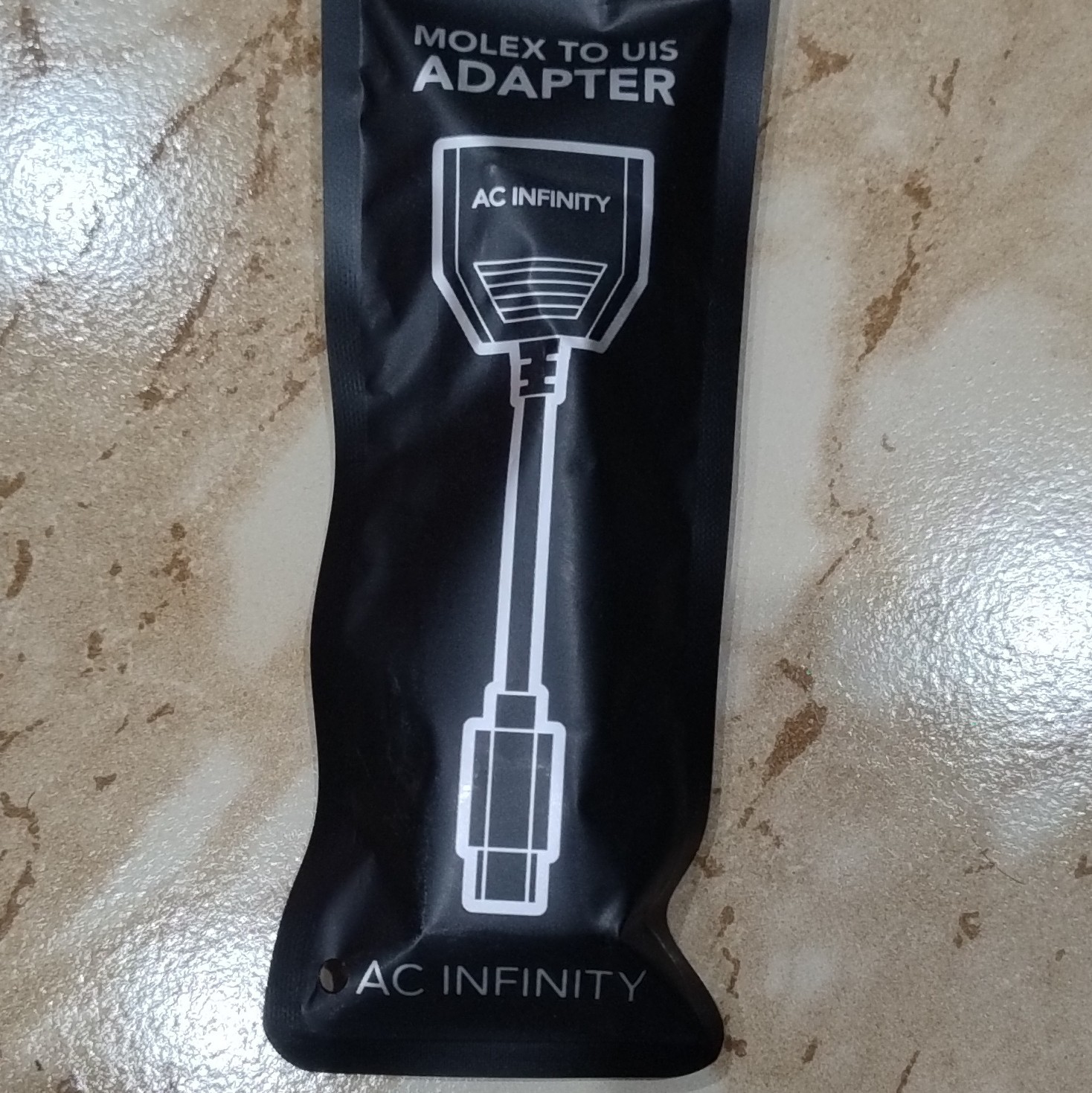 AC Infinity Molex to UIS Adapter Cable AC-ADP3 250 mm Black 1:1