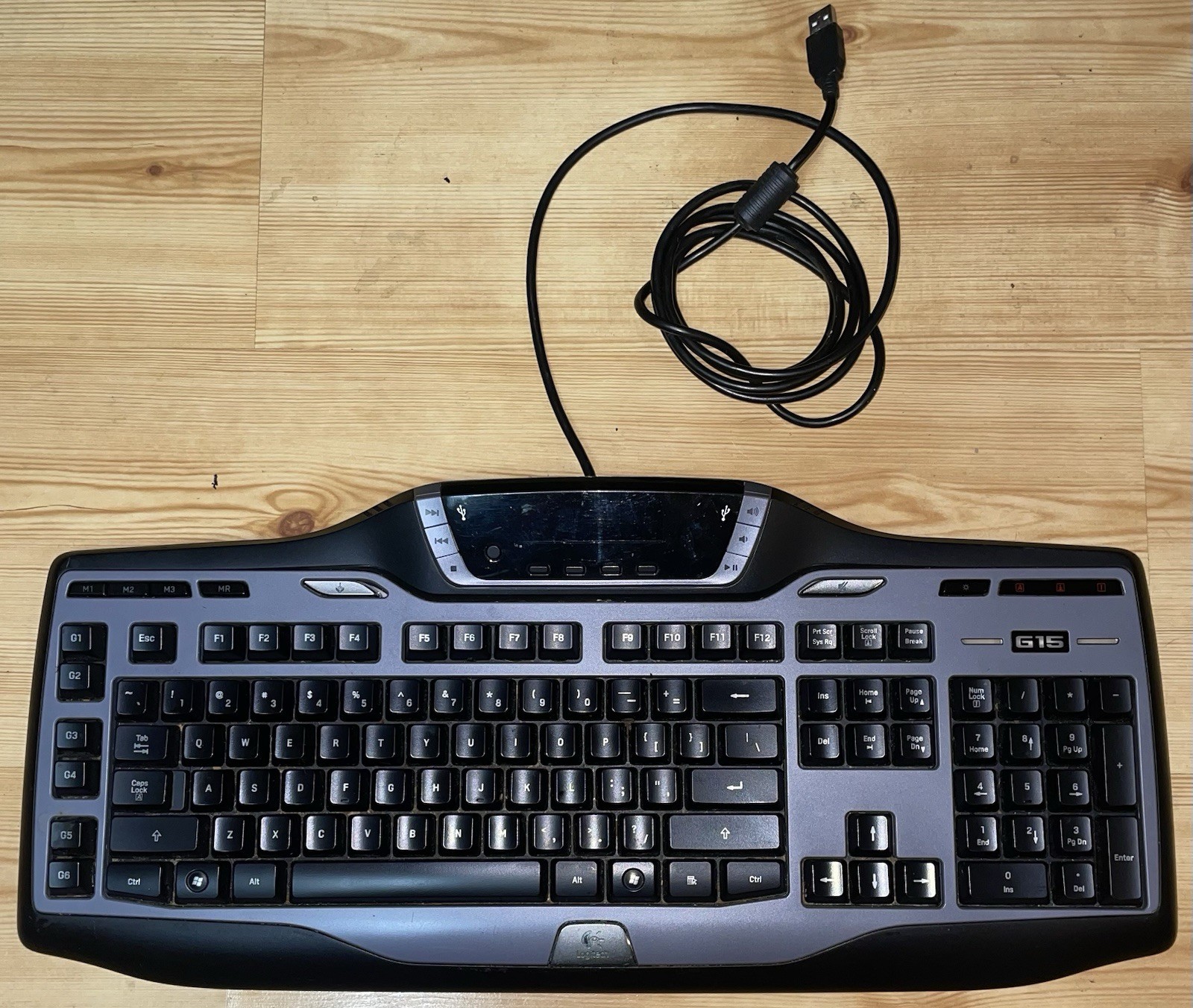 Logitech G15 Gaming Keyboard Orange Backlit LCD Display Gaming Keyboard Working