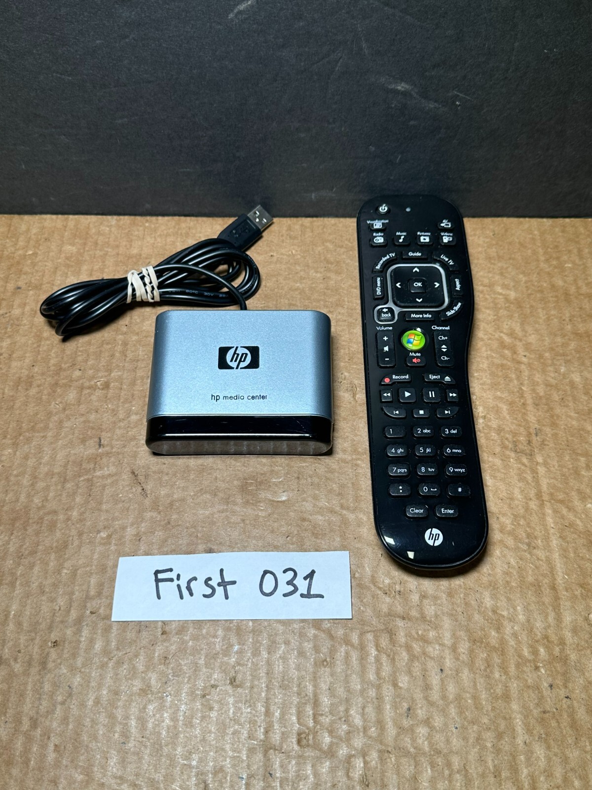 HP 612281-001 Remote Control With Reciever Works Ships Fast