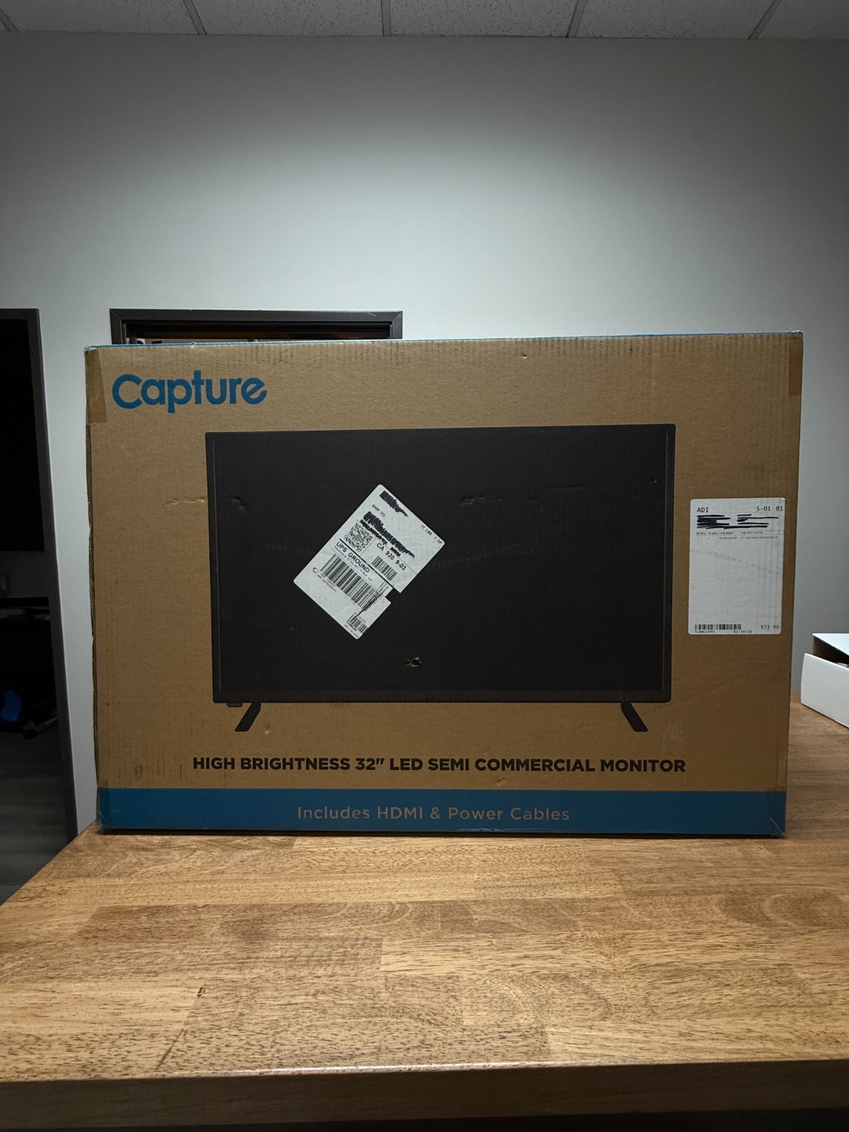 Capture 0E-32MON720P 32″ High Brightness LED Semi Commercial Monitor 